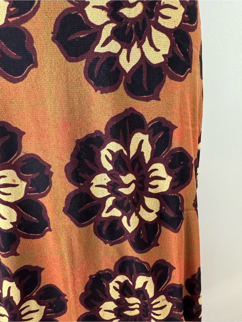 Banana Republic Gold Floral Tile Mesh Midi Skirt — Size Medium (NWT) - Picture 2 of 8